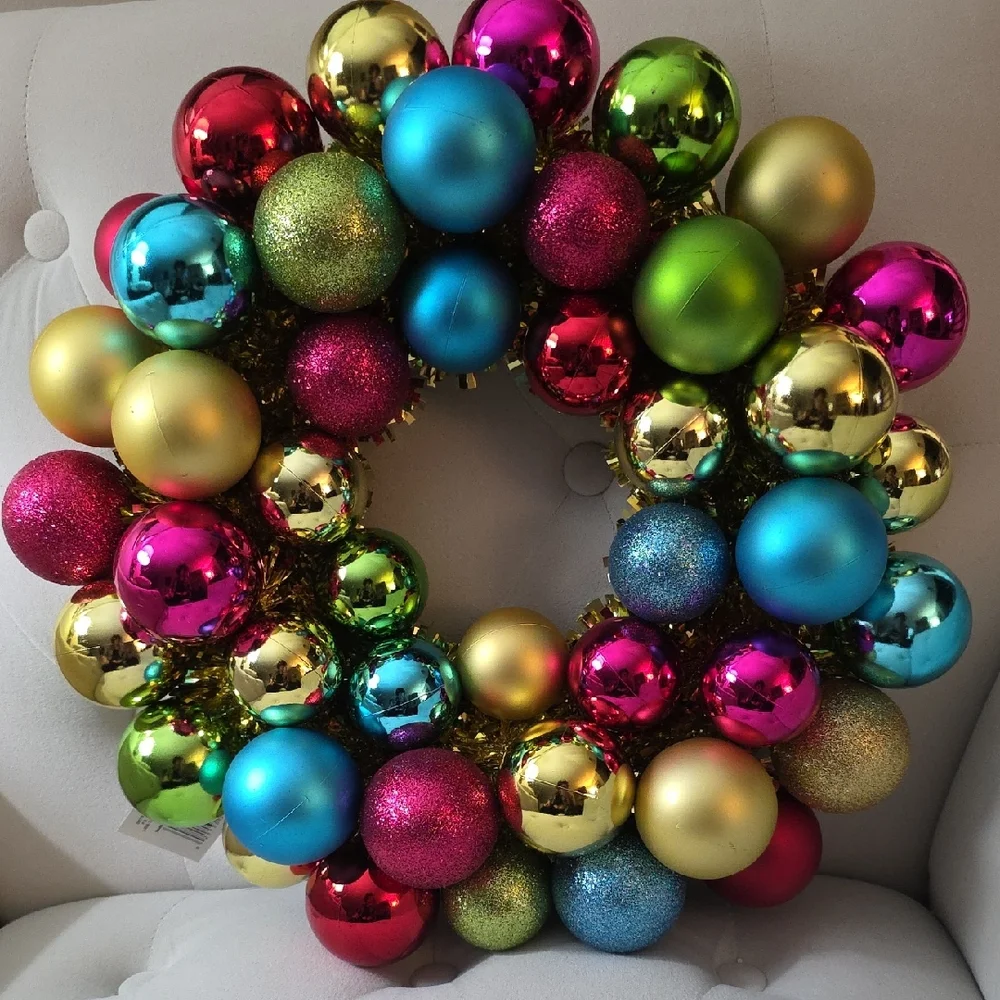 Signature Select Festive Multicolor Holiday 12